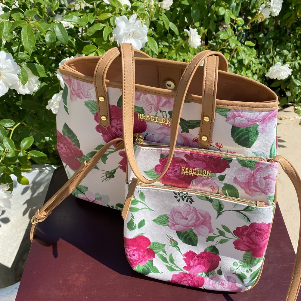 Floral Purse Set - Picture 2 of 3